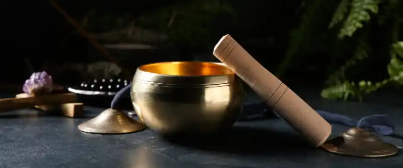 Singing bowl music is one of the 5 ways that meditation music can help you increase your mood and your creativity. It allows you to relax and focus better on your tasks. Find out more @ i-am-meditations.com